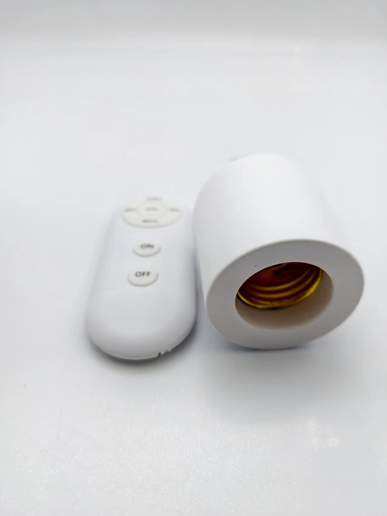 Wireless Light Holder - Image 3